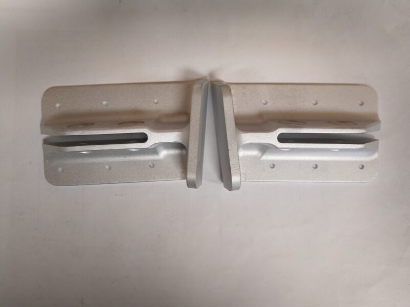 Wing Fitting 75-03-133