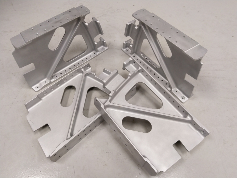 Warren Trusses 87-03-916 & 919